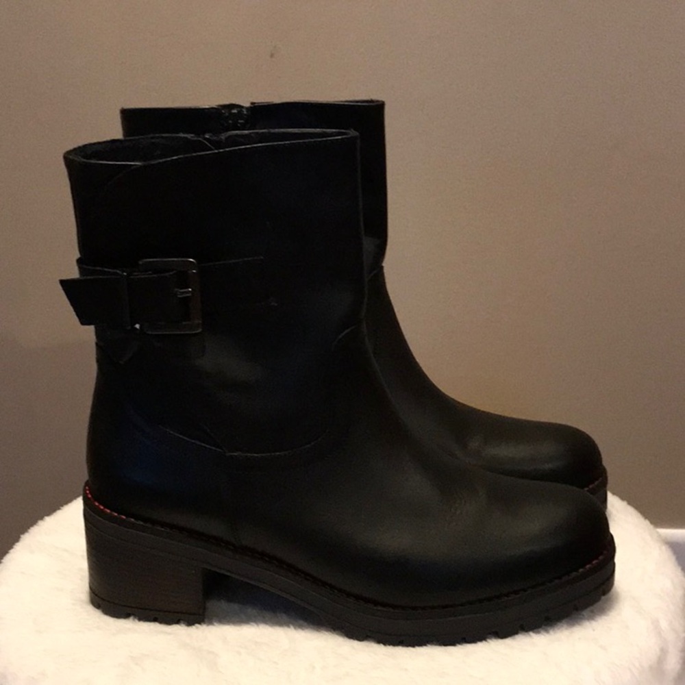 Coach black leather boots size 11 New no box